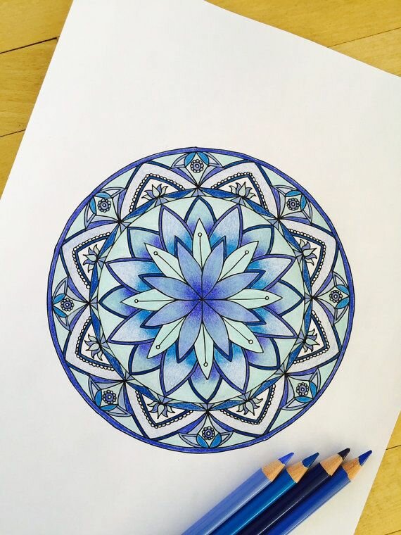 Раскрашенные раскраски мандалы